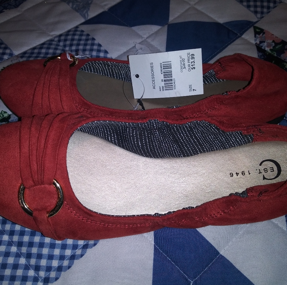 Women's flats Size 7